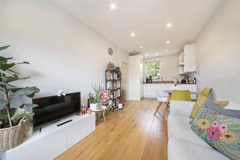 1 bedroom flat to rent, Thames Circle, London, 16 Thames Circle, Lond