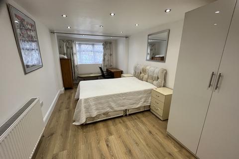 undefined, Curtis Road, Whitton, Hounslow