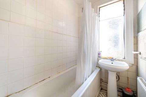 66 Bowrons Avenue, Wembley, HA0 4QP