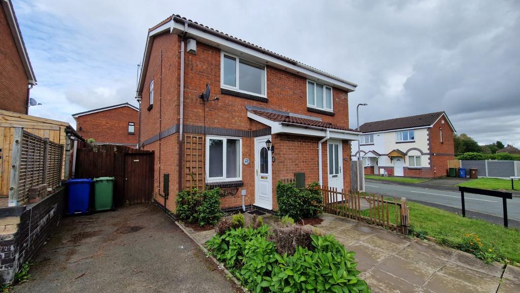 Bradbury Lane, Hednesford, Cannock, WS12 2 bed semidetached house £