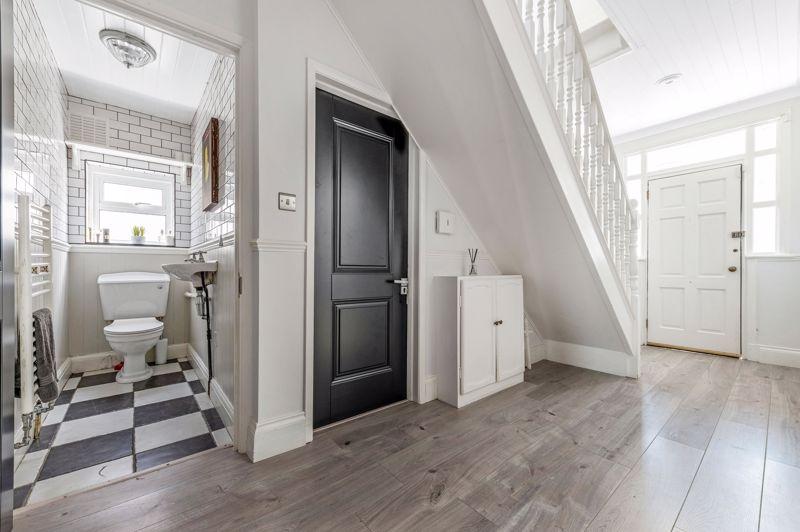 Cloakroom I Hallway