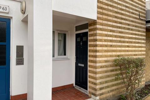 1 bedroom flat for sale, Pageant Avenue, London