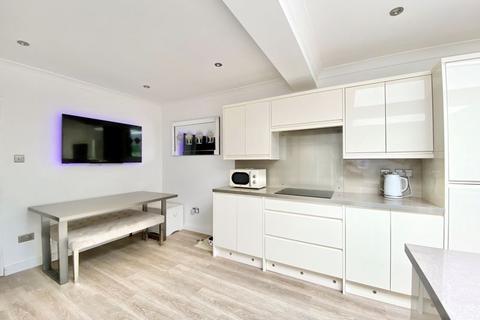 3 Greenfield Road, Dartford, DA2 7PA