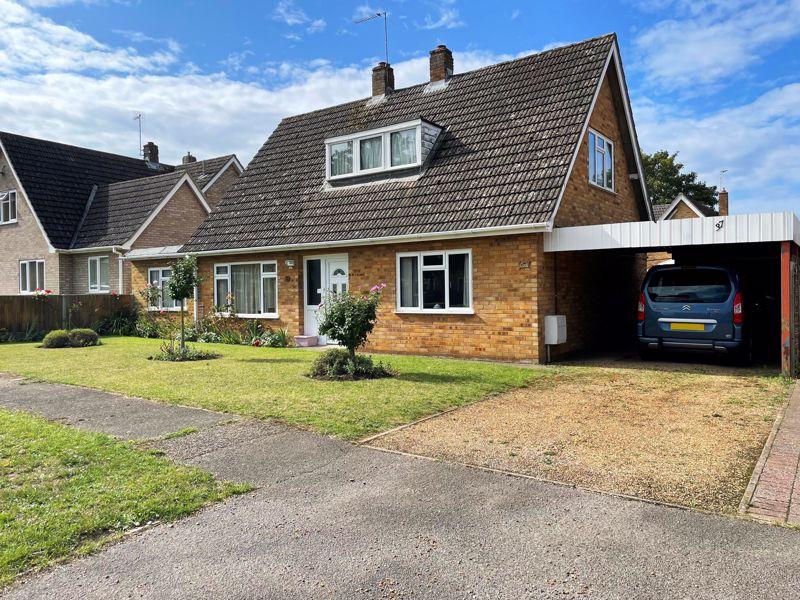Maltings Garth, Thurston 3 bed property for sale £350,000
