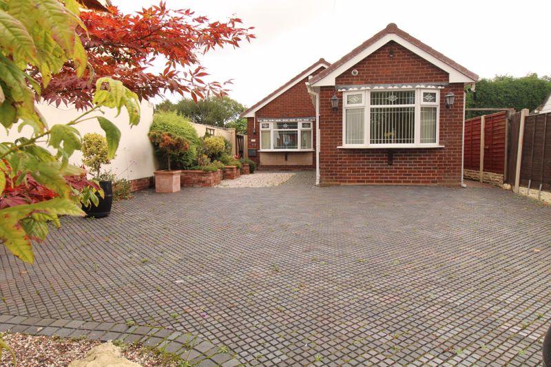Coppice Road, Walsall Wood, WS9 9BH 2 bed bungalow for sale £260,000