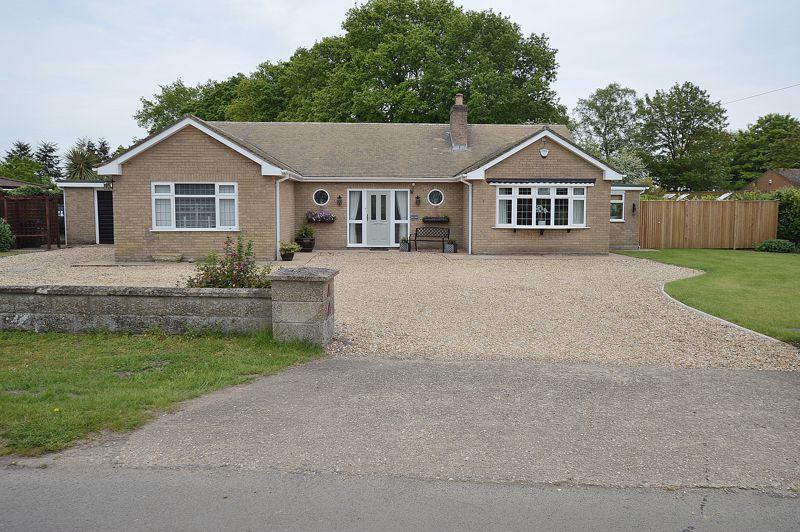 Bell Stock, Sandy Lane, Woodhall Spa 3 bed bungalow for sale £550,000