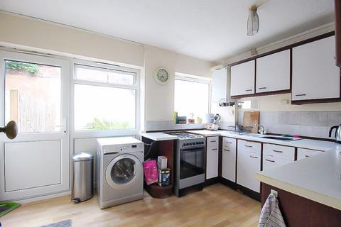 Flat 30, Balfour Court Balfour Crescent, Wolverhampton, WV6 0BH