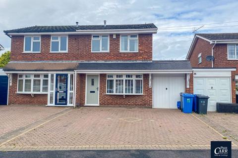 3 bedroom semi-detached house for sale - Lapwing Close, Cheslyn Hay, WS6 7LL