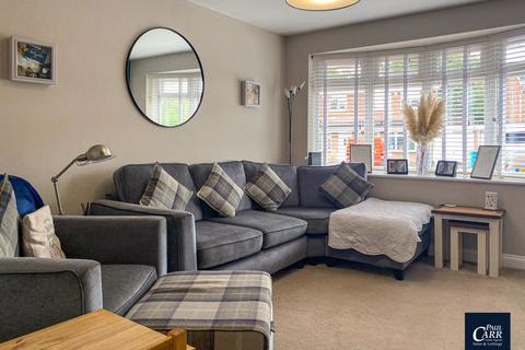 3 bedroom semi-detached house for sale - Lapwing Close, Cheslyn Hay, WS6 7LL