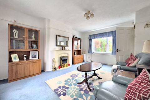 1 Hollyfield Crescent, Sutton Coldfield, B75 7SW