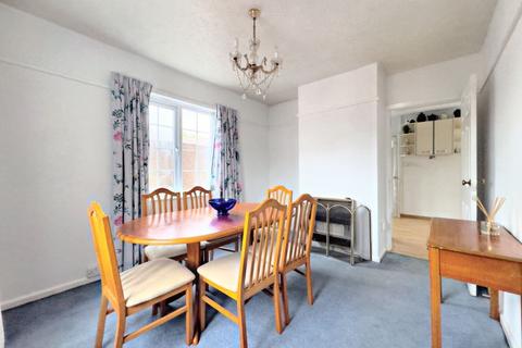 1 Hollyfield Crescent, Sutton Coldfield, B75 7SW