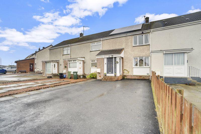 31 Benrig Avenue, Kilmaurs, KA3 2QQ 3 bed terraced house £130,000