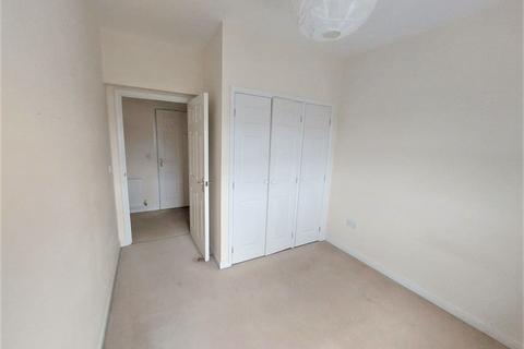 16 Collingtree Court, Solihull, B92 7HU