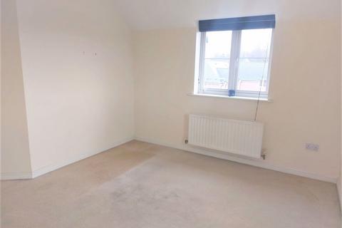 16 Collingtree Court, Solihull, B92 7HU