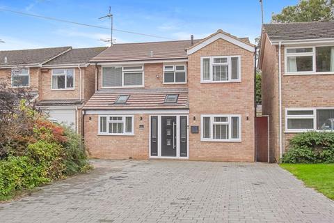 4 bedroom detached house for sale, Tadmarton Road, Bloxham