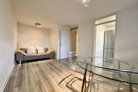 1 bedroom apartment to rent, Commercial Road, E1