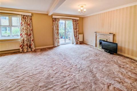 4 bedroom semi-detached house for sale, Whitaker Walk, Oxenhope, Keighley, West Yorkshire, BD22
