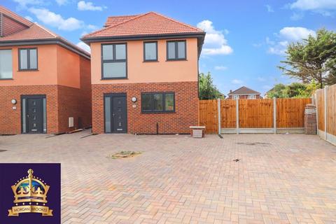 4 bedroom detached house for sale, Station Approach, Canvey Island