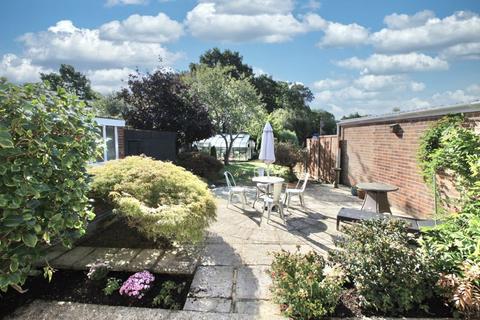 1 Marvin Close, Botley, Southampton, SO30 2EW