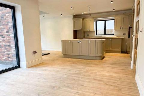 Toridge Copes Road, Great Kingshill, High Wycombe, HP15 6JE