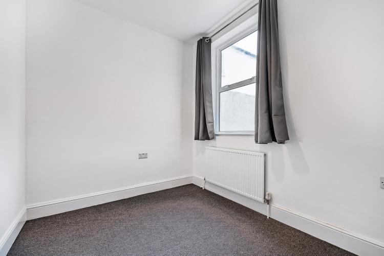 Bedroom4