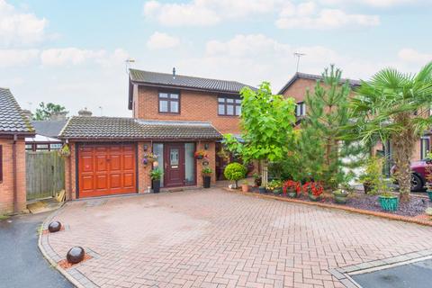 3 bedroom detached house for sale, Witley Gardens, Highley
