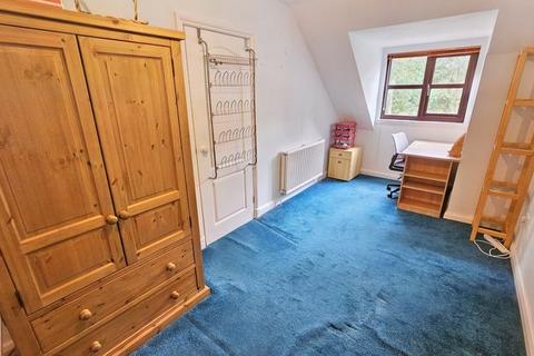 30 Copperfields, High Wycombe, HP12 4AN