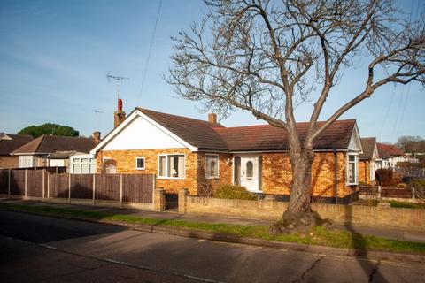 3 bedroom detached bungalow for sale, The Fairway, Leigh-On-Sea SS9