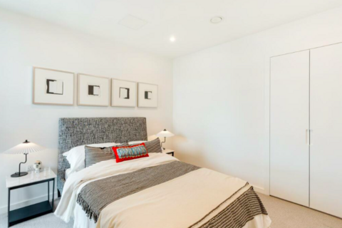 2 bedroom flat for sale, Salter Street, Canary Wharf, London E14