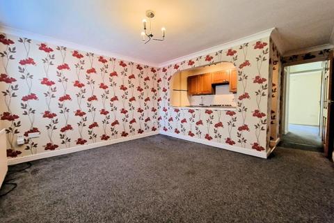 1 bedroom flat for sale, Toledo Road, Southend on Sea, Essex, SS1 2EE