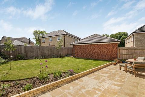 undefined, Cam, Dursley GL11