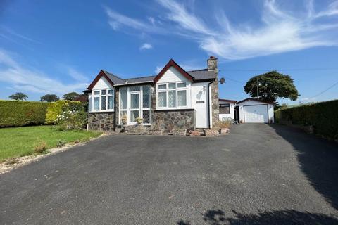 2 bedroom bungalow for sale, Maes Teg, New Cross, , Aberystwyth