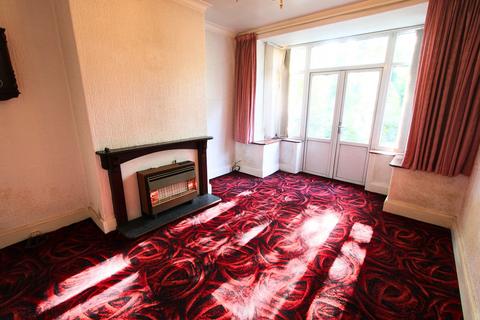 3 bedroom semi-detached house for sale - Kenwood Road, Bolton, BL1