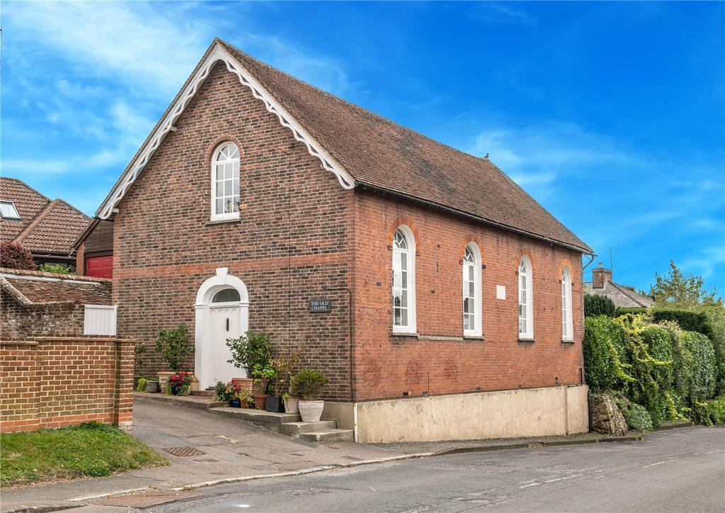 London Road, Uckfield, East Sussex, TN22 3 bed detached house for sale