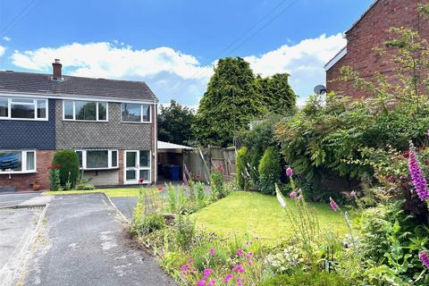 3 bedroom semi-detached house for sale, Belmont Avenue, Shoal Hill, Cannock