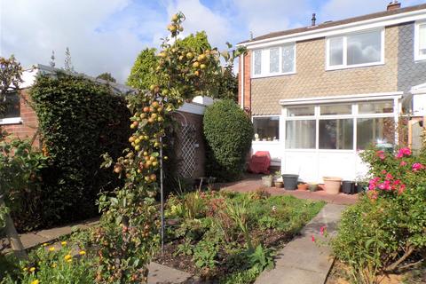 3 bedroom semi-detached house for sale, Belmont Avenue, Shoal Hill, Cannock