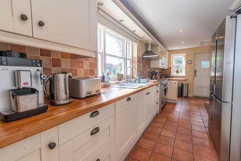 4 bedroom detached house for sale - Shereford Road, Hempton, NR21