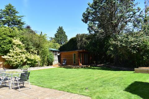 22 Chestnut Road, Brockenhurst, SO42 7RF