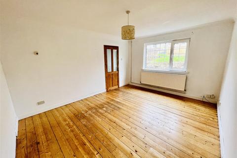 89 Broadmead, Killay, Swansea, SA2 7EJ