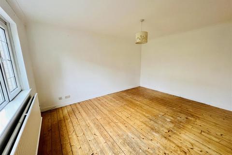 89 Broadmead, Killay, Swansea, SA2 7EJ