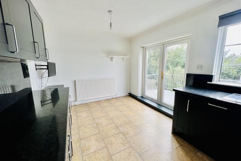 89 Broadmead, Killay, Swansea, SA2 7EJ