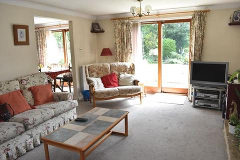 undefined, Ashfield-Cum-Thorpe
