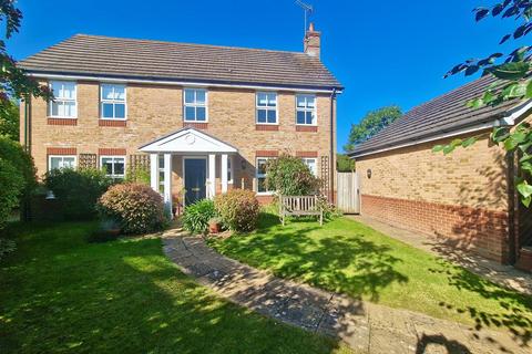 2 Bildeston Gardens, Ipswich, IP4 2UA