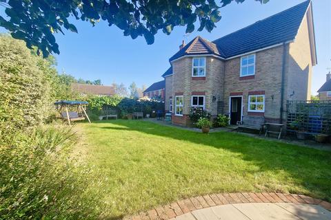 2 Bildeston Gardens, Ipswich, IP4 2UA