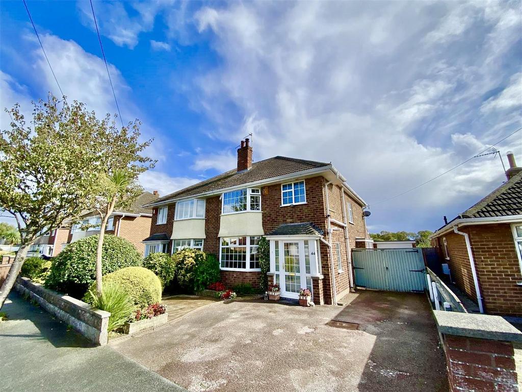 Cleveley Road, Meols, Wirral 3 bed semidetached house for sale £335,000