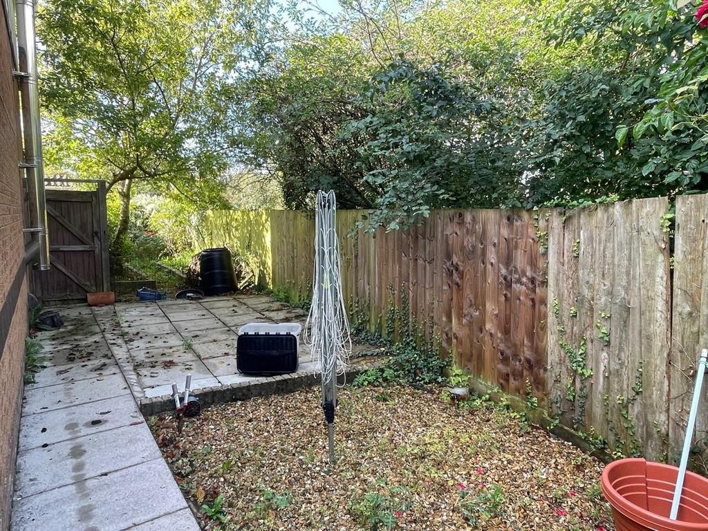 Garden Cont.jpg
