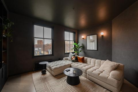 3 bedroom apartment for sale - Beaufort Street, Chelsea SW3.