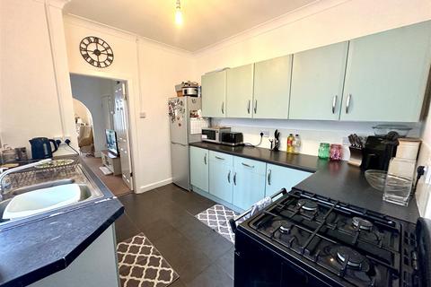 27 Milward Road, Barry, CF63 3QD