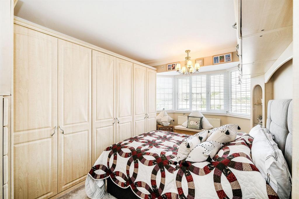 72 Leadale Avenue-6 resized.jpg