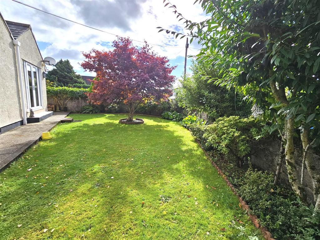 GARDEN.jpg